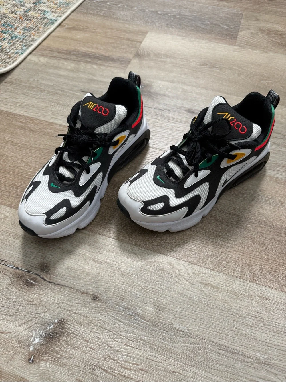 Nike Air Max-style sneakers, chunky/retro running sneaker